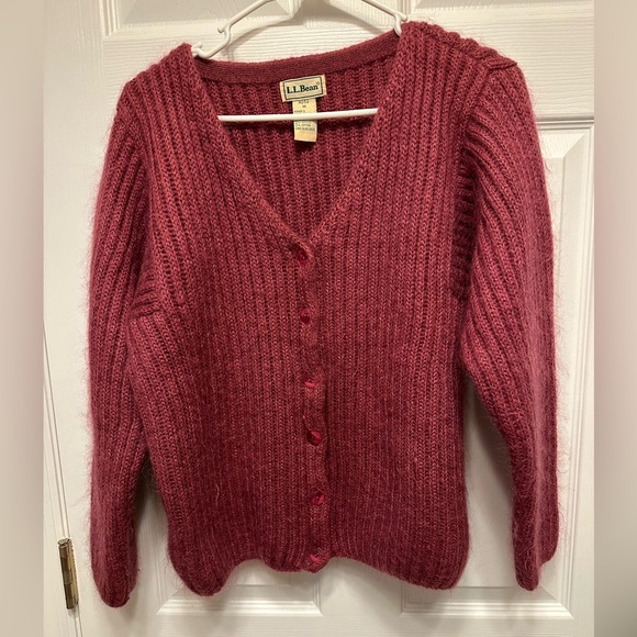 L.L. Bean Sweaters - L.L. Bean Vintage Women's Sweater